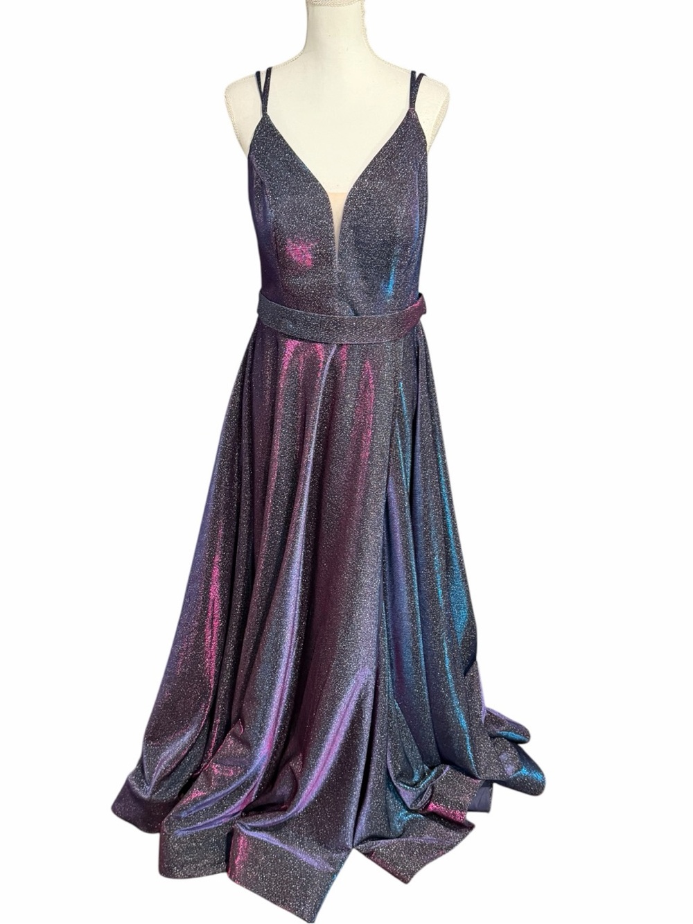 Elegant Iridescent A-Line Evening Dress with Plunging V-Neck by Cicinia EUC